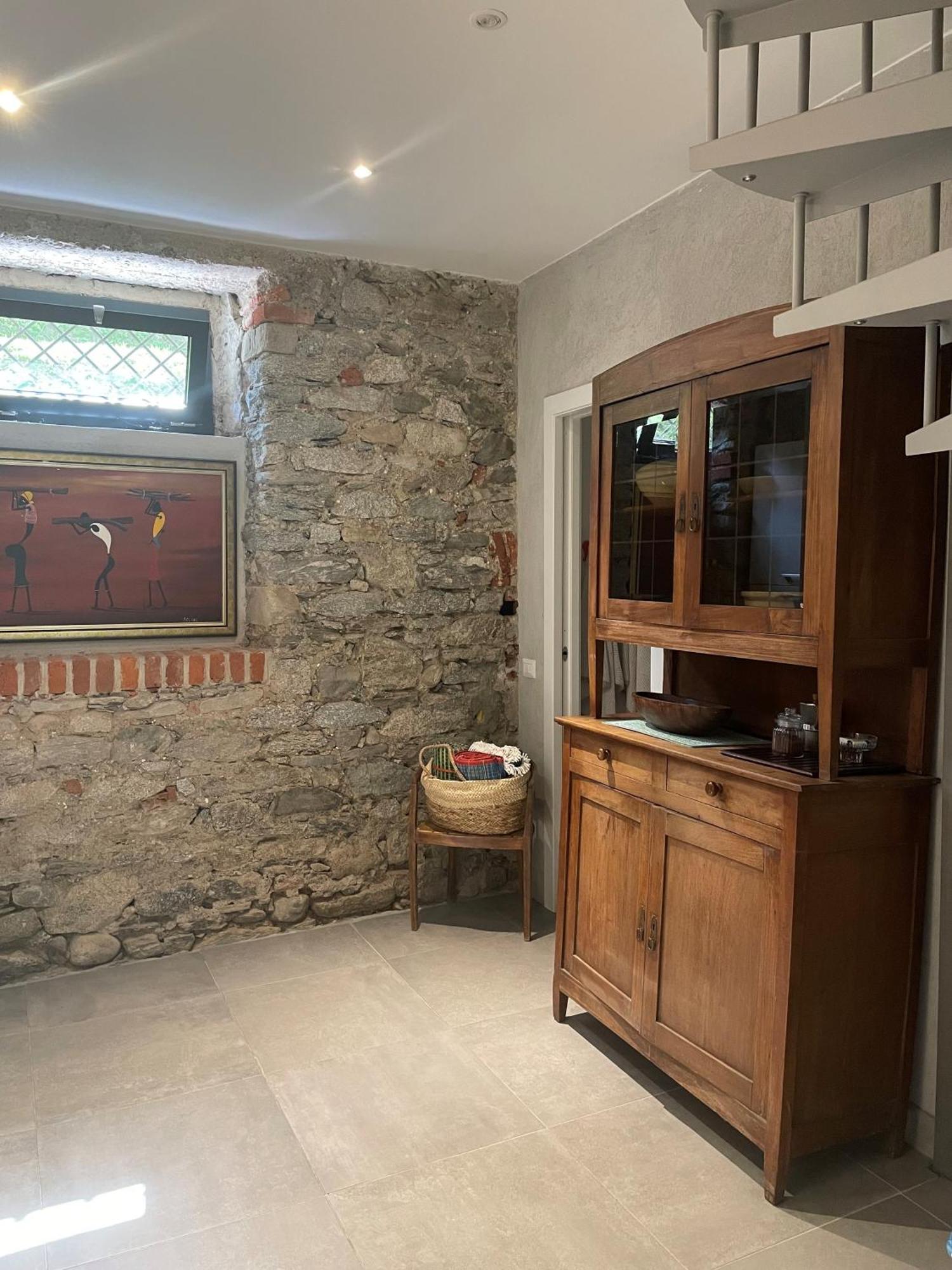 Villa Bacchetta - Stone Cottage Oleggio Castello Exteriör bild